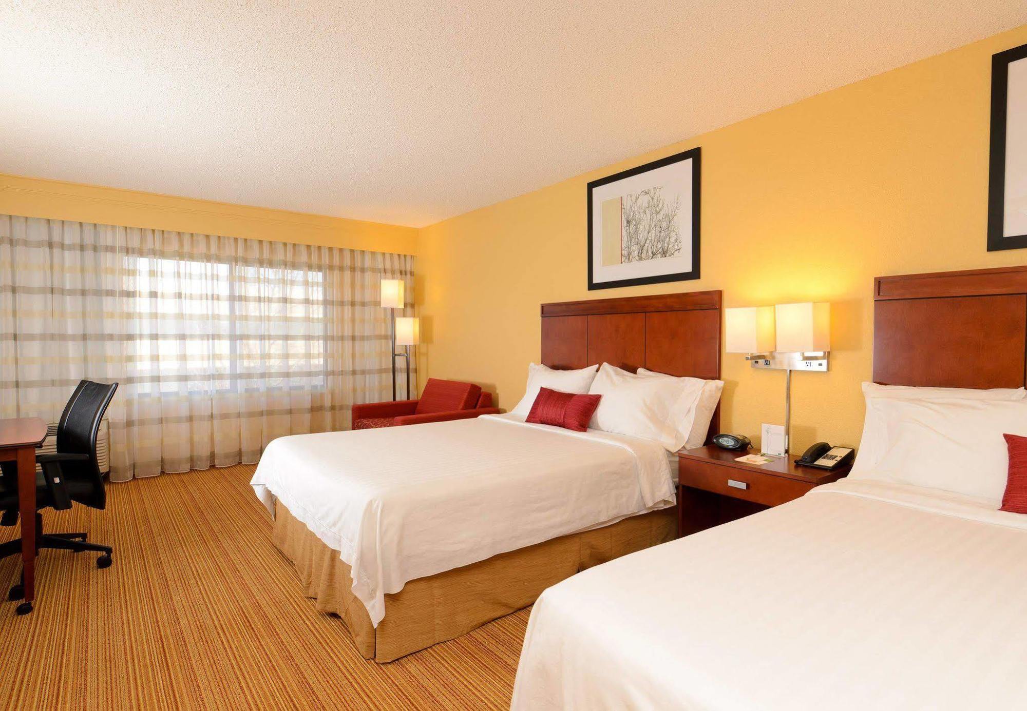 Courtyard By Marriott Hagerstown Hotel Exterior foto